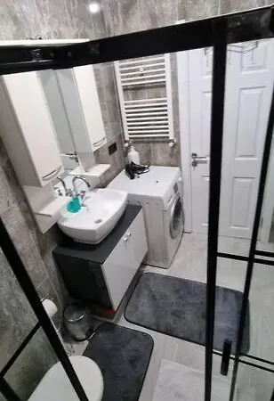 Family Location Near The Grove And Seaside * Istanbul